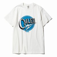 <img class='new_mark_img1' src='https://img.shop-pro.jp/img/new/icons49.gif' style='border:none;display:inline;margin:0px;padding:0px;width:auto;' />CALEE - Calee logo t-shirt