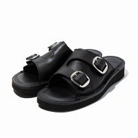 <img class='new_mark_img1' src='https://img.shop-pro.jp/img/new/icons49.gif' style='border:none;display:inline;margin:0px;padding:0px;width:auto;' />CALEE - DANNER Leather sandals