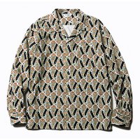 <img class='new_mark_img1' src='https://img.shop-pro.jp/img/new/icons49.gif' style='border:none;display:inline;margin:0px;padding:0px;width:auto;' />CALEE - Allover paisley pattern L/S shirt