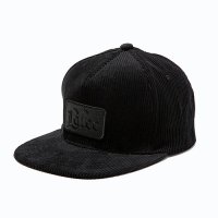 <img class='new_mark_img1' src='https://img.shop-pro.jp/img/new/icons49.gif' style='border:none;display:inline;margin:0px;padding:0px;width:auto;' />CALEE - Corduroy leather wappen cap
