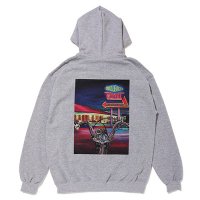 <img class='new_mark_img1' src='https://img.shop-pro.jp/img/new/icons49.gif' style='border:none;display:inline;margin:0px;padding:0px;width:auto;' />CHALLENGER - DAX HOODIE