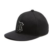 <img class='new_mark_img1' src='https://img.shop-pro.jp/img/new/icons49.gif' style='border:none;display:inline;margin:0px;padding:0px;width:auto;' />CALEE - Twill old english cal logo baseball cap