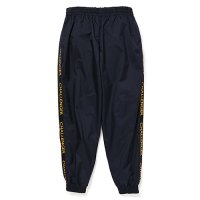 <img class='new_mark_img1' src='https://img.shop-pro.jp/img/new/icons49.gif' style='border:none;display:inline;margin:0px;padding:0px;width:auto;' />CHALLENGER - NYLON FIELD PANTS