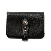 <img class='new_mark_img1' src='https://img.shop-pro.jp/img/new/icons49.gif' style='border:none;display:inline;margin:0px;padding:0px;width:auto;' />CALEE - Silver star concho strap leather wallet