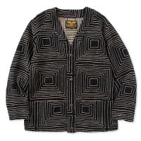 <img class='new_mark_img1' src='https://img.shop-pro.jp/img/new/icons49.gif' style='border:none;display:inline;margin:0px;padding:0px;width:auto;' />CALEE - Square jacquard denim oversize cardigan