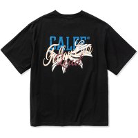 <img class='new_mark_img1' src='https://img.shop-pro.jp/img/new/icons5.gif' style='border:none;display:inline;margin:0px;padding:0px;width:auto;' />CALEE - Drop shoulder CALEE FOL logo t-shirt