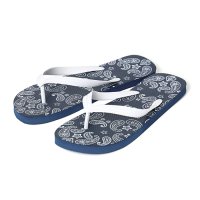 <img class='new_mark_img1' src='https://img.shop-pro.jp/img/new/icons49.gif' style='border:none;display:inline;margin:0px;padding:0px;width:auto;' />CHALLENGER - BANDANA BEACH SANDALS