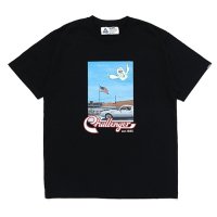<img class='new_mark_img1' src='https://img.shop-pro.jp/img/new/icons49.gif' style='border:none;display:inline;margin:0px;padding:0px;width:auto;' />CHALLENGER - CLOUDS TEE