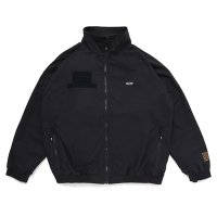 <img class='new_mark_img1' src='https://img.shop-pro.jp/img/new/icons49.gif' style='border:none;display:inline;margin:0px;padding:0px;width:auto;' />CHALLENGER - MILITARY WARM UP JACKET
