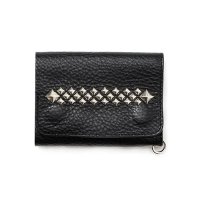 <img class='new_mark_img1' src='https://img.shop-pro.jp/img/new/icons5.gif' style='border:none;display:inline;margin:0px;padding:0px;width:auto;' />CALEE - Studs leather flap half wallet