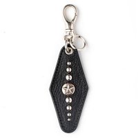 <img class='new_mark_img1' src='https://img.shop-pro.jp/img/new/icons5.gif' style='border:none;display:inline;margin:0px;padding:0px;width:auto;' />CALEE - Silver star concho leather key ringTYPE A