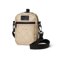 <img class='new_mark_img1' src='https://img.shop-pro.jp/img/new/icons5.gif' style='border:none;display:inline;margin:0px;padding:0px;width:auto;' />NEWERA - SHOULDER PORCH