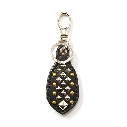 CALEE Round&Pyramid studsleatherkey CALEE®︎ LEATHER COLLECTION