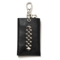 <img class='new_mark_img1' src='https://img.shop-pro.jp/img/new/icons5.gif' style='border:none;display:inline;margin:0px;padding:0px;width:auto;' />CALEE - STUDS LEATHER KEY CASE