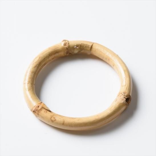 チャーム 竹リング 天然素材 ベージュ 40mm 1個 アクセサリーチャーム ピアス イヤリング ネックレス 材料 素材 部品 資材 約4cm アクセサリーパーツ ハンドメイド アクセサリー パーツ レジン用品のネット通販 紗や工房 チャーム 竹リング 天然素材 ベージュ 40mm 1個 アクセサリーチャーム ピアス イヤリング ネックレス 材料 素材 部品 資材 約4cm アクセサリーパーツ ハンドメイド アクセサリー パーツ レジン用品のネット通販 紗や工房
