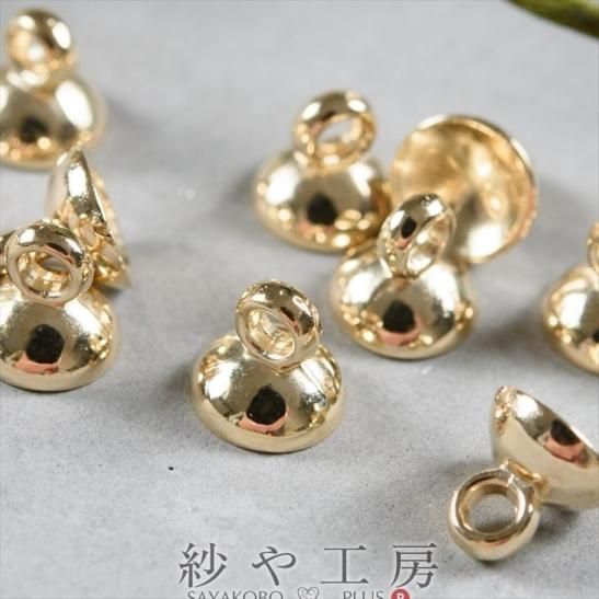 ガラスドームの蓋 シンプル ゴールド 6mm 約100個 100ヶ キャップ ペンダントトップ 蓋 ガラス容器用 副資材 クラフトパーツ 手作り雑貨 レジン 約0 6cm ハンドメイド アクセサリー パーツ レジン用品のネット通販 紗や工房 ガラスドームの蓋 シンプル ゴールド 6mm 約100個 100ヶ キャップ ペンダントトップ 蓋 ガラス容器用 副資材 クラフトパーツ 手作り雑貨 レジン 約0 6cm ハンドメイド アクセサリー パーツ レジン用品のネット通販 紗や工房