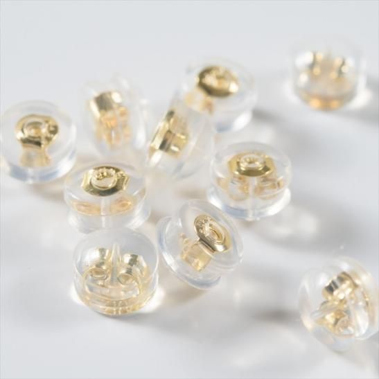 シリコンキャッチ ラウンド クリア ゴールド 5mm 10個 5ペア ダブルロックキャッチ お洒落キャッチ ポストタイプ用 ポストピアスキャッチ 約0 5cm パーツ ハンドメイド アクセサリー パーツ レジン用品のネット通販 紗や工房 シリコンキャッチ ラウンド クリア ゴールド 5mm 10個 5ペア ダブルロックキャッチ お洒落キャッチ ポストタイプ用 ポストピアスキャッチ 約0 5cm パーツ ハンドメイド アクセサリー パーツ レジン用品のネット通販 紗や工房