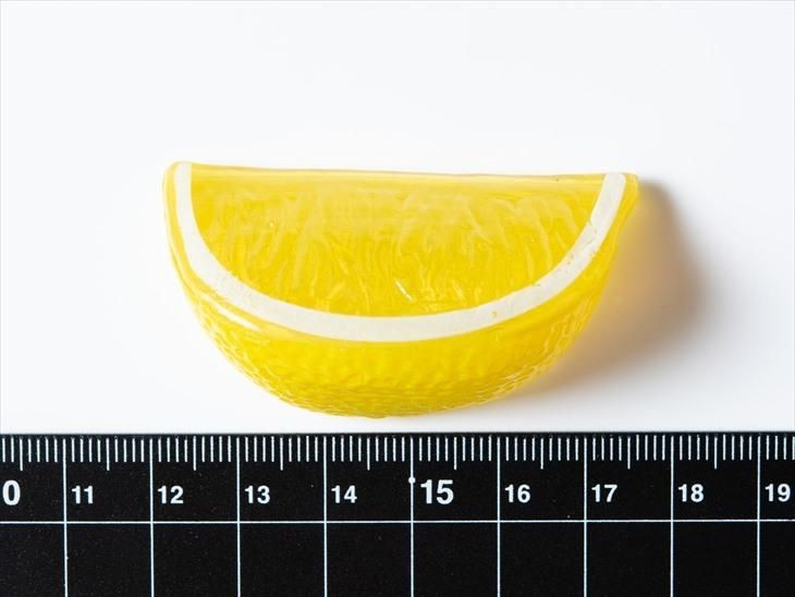 フルーツモチーフ レモン くし切り イエロー 55mm 5個 5ヶ 穴なし 立体 3d フルーツ 果物 造花 柑橘類 カットレモン 約5 5cm アクセサリーパーツ パーツ ハンドメイド アクセサリー パーツ レジン用品のネット通販 紗や工房 フルーツモチーフ レモン くし切り イエロー 55mm 5個 5ヶ 穴なし 立体 3d フルーツ 果物 造花 柑橘類 カットレモン 約5 5cm アクセサリーパーツ パーツ ハンドメイド アクセサリー パーツ レジン用品のネット通販 紗や工房