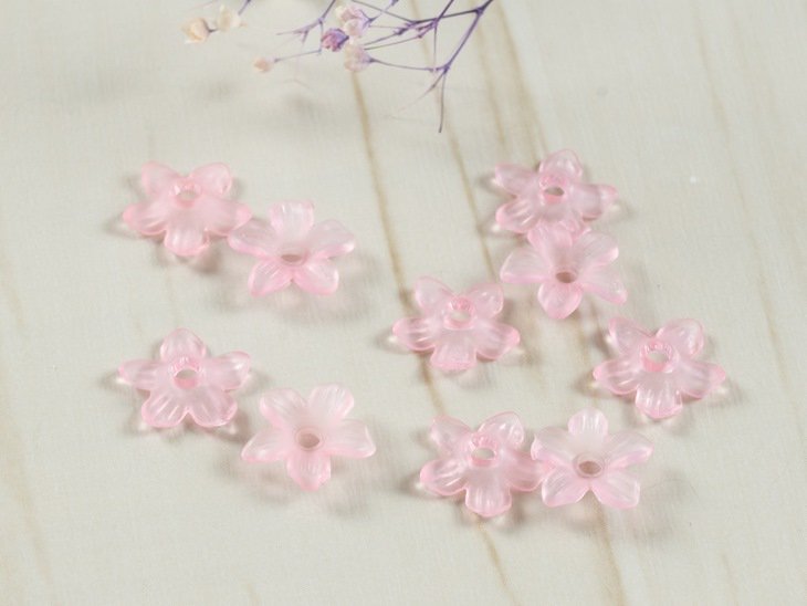 ピンク珊瑚　花型　パーツ　20個　（染め）