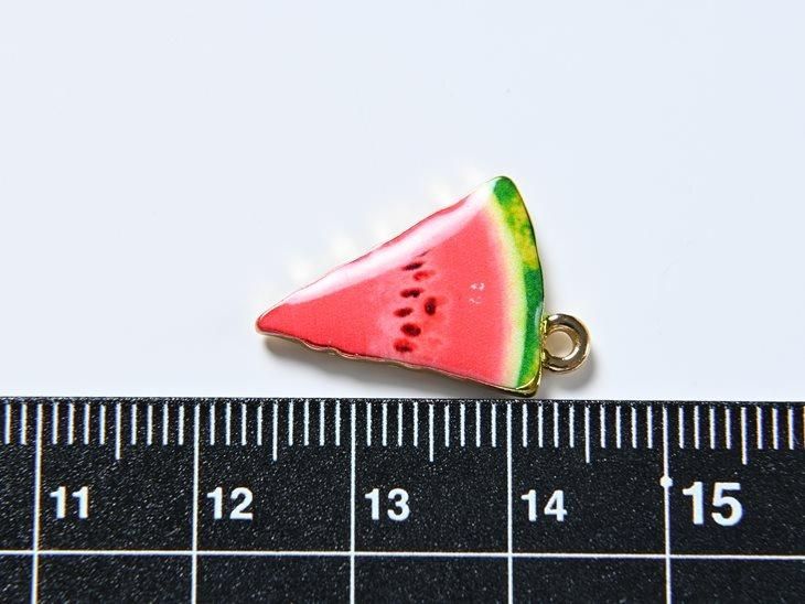 チャーム すいか レッド 20mm 1個 1ヶ フルーツ アクセサリーチャーム スイカ 西瓜 カットフルーツ たべもの 食べ物 約2cm アクセサリーパーツ パーツ - ハンドメイド アクセサリー パーツ レジン用品のネット通販 紗や工房 チャーム すいか レッド 20mm 1個 1ヶ フルーツ アクセサリーチャーム スイカ 西瓜 カットフルーツ たべもの 食べ物 約2cm アクセサリーパーツ パーツ - ハンドメイド アクセサリー パーツ レジン用品のネット通販 紗や工房