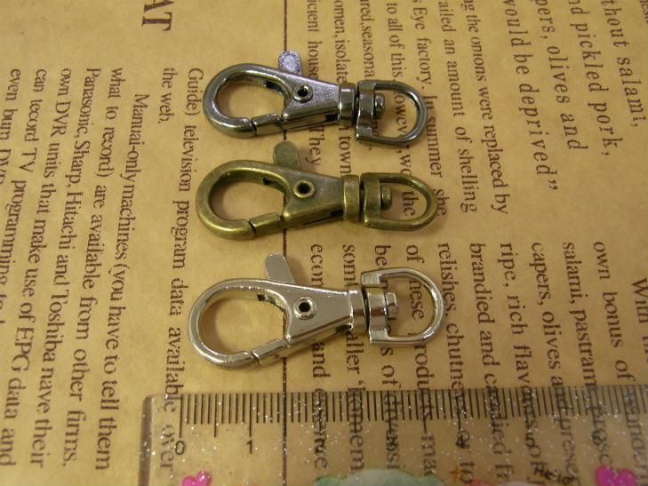 ナスカン縦38mmベルト幅13mm30個 銀 黒ニッケル 古金美 ハンドメイド アクセサリー パーツ レジン用品のネット通販 紗や工房 ナスカン縦38mmベルト幅13mm30個 銀 黒ニッケル 古金美 ハンドメイド アクセサリー パーツ レジン用品のネット通販 紗や工房