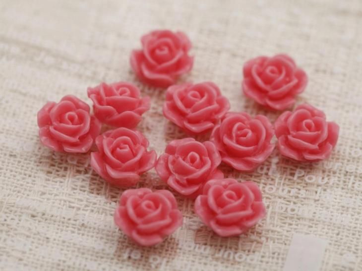 フラワーカボション バラ約10個 10mm ピンク 1cm 1つ穴 お花 花 ハンドメイド パーツ ハンドメイド アクセサリー パーツ レジン用品のネット通販 紗や工房