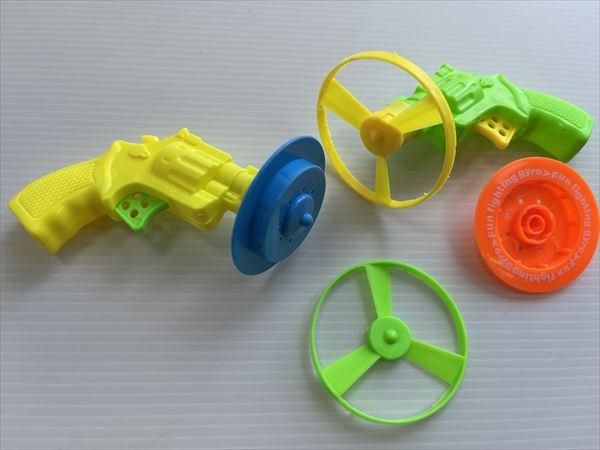 神戸の玩具(おもちゃ)卸売問屋 景品・花火・縁日用品を通販 株式会社クリス