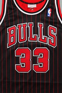 MITCHELL&NESS AUTHENTIC JERSEY BULLS PIPPEN 【BLK/RED】