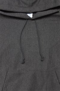 Champion REVERSE WEAVE PULL HOODIE 【CHARCOAL】
