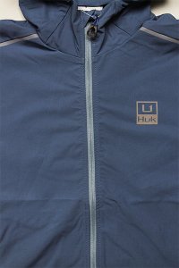 <img class='new_mark_img1' src='https://img.shop-pro.jp/img/new/icons16.gif' style='border:none;display:inline;margin:0px;padding:0px;width:auto;' />HUK FISHING ICON X LIGHTWEIGHT JACKET NVY