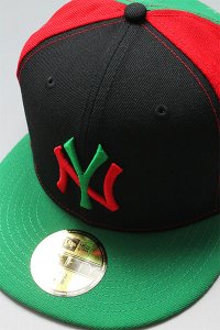 <img class='new_mark_img1' src='https://img.shop-pro.jp/img/new/icons16.gif' style='border:none;display:inline;margin:0px;padding:0px;width:auto;' />NEWERA 59fifty YANKEES SUBWAY SERIES【GRN/RED/BLK】