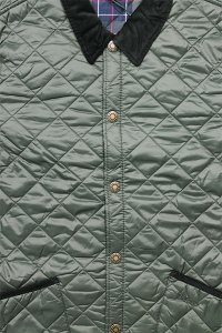 <img class='new_mark_img1' src='https://img.shop-pro.jp/img/new/icons16.gif' style='border:none;display:inline;margin:0px;padding:0px;width:auto;' />Barbour QUILTED LONG JACKETOLV