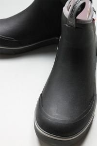 <img class='new_mark_img1' src='https://img.shop-pro.jp/img/new/icons16.gif' style='border:none;display:inline;margin:0px;padding:0px;width:auto;' />GRUNDENS DECK BOSS ANKLE BOOTBLK