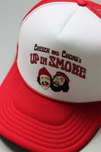 <img class='new_mark_img1' src='https://img.shop-pro.jp/img/new/icons16.gif' style='border:none;display:inline;margin:0px;padding:0px;width:auto;' />Cheech&Chong TRUCKER CAP【RED】