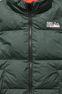 <img class='new_mark_img1' src='https://img.shop-pro.jp/img/new/icons16.gif' style='border:none;display:inline;margin:0px;padding:0px;width:auto;' />FIRST DOWN EXCLUSIVE REVERSIBLE DOWN JACKETD.GRN/BRN