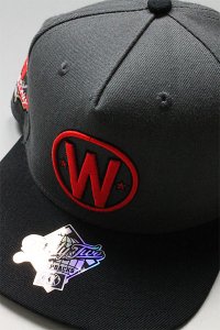 TWNTY TWO SNAP BACK CAP WINNERS【CHA/BLK/RED】