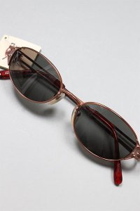 <img class='new_mark_img1' src='https://img.shop-pro.jp/img/new/icons16.gif' style='border:none;display:inline;margin:0px;padding:0px;width:auto;' />DEAD STOCK JEAN PAUL GAULTIER SUNGLASS 02BRONZE