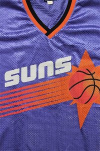 <img class='new_mark_img1' src='https://img.shop-pro.jp/img/new/icons16.gif' style='border:none;display:inline;margin:0px;padding:0px;width:auto;' />YSM VINTAGE SUNS MESH GAME SHIRTS PUR