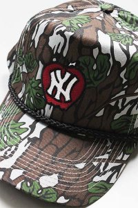 GOODS by FATHER FIGURE NY APPLE SNAP CAPCAMO