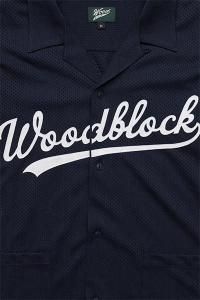 WOODBLOCK SCRIPT LOGO FELT PATCHED S/S OPEN COLLAR 2POCKET MESH SHIRTNVY/WHT