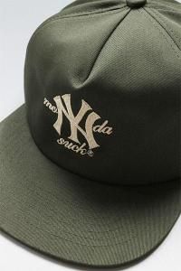 MONDAYSUCK NYC SNAP BACK CAPOLV