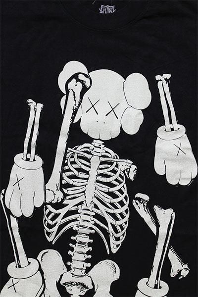 KAWS x CLIPSE CD and TEE BOX SET2 Lサイズ KAWS X CLIPSE LET GOD SORT EM OUT TEE BOX SET 4 – Clipse