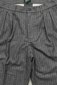 WOODBLOCK 2TUCK STRIPE WOOL TROUSERGRY