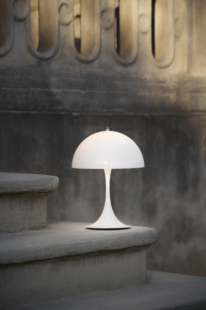 ラッキーちゃん専用！パンテラ　ポータブルV2 ホワイト　ルイスポールセン美品 正規販売店】【ルイスポールセン】【送料無料】Louis Poulsen ( ルイス