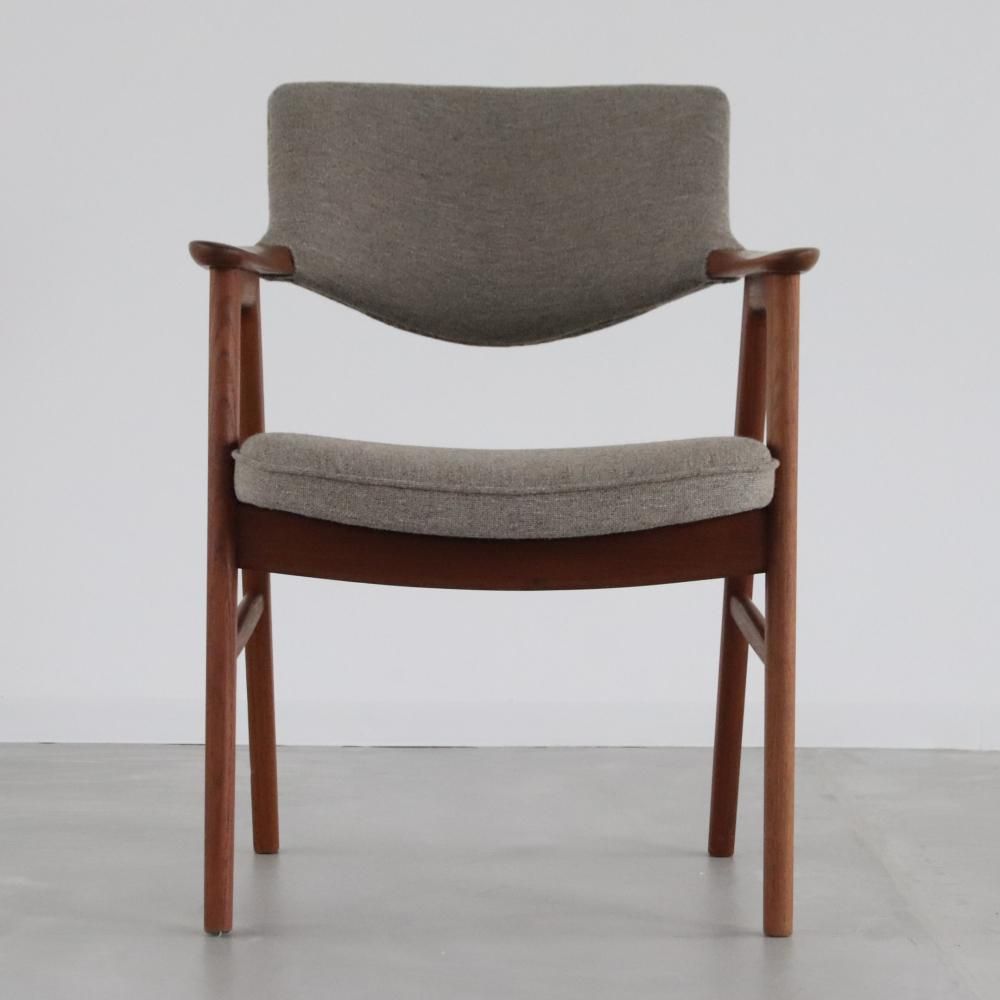 北欧ヴィンテージ家具】Erik Kirkegaard エリック・キルケゴーデ