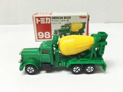 トミカ 98 アメリカン ミキサー車（中国製）（箱イタミ有り