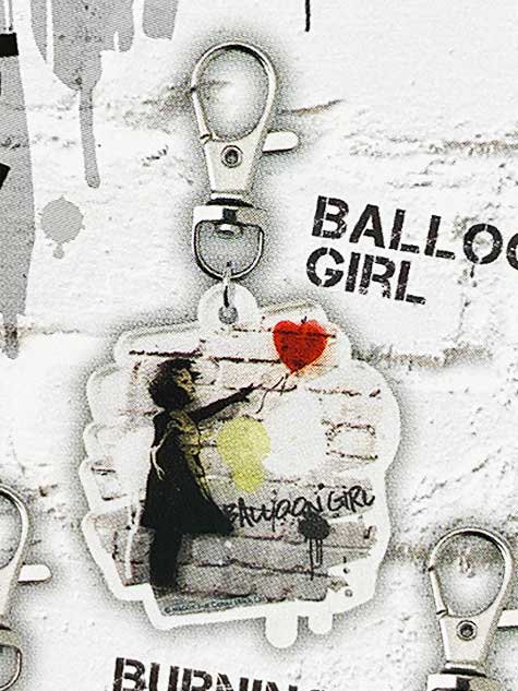 タカラトミーアーツ BANKSY'S GRAFFITI アクリルキーホルダー BALLOON