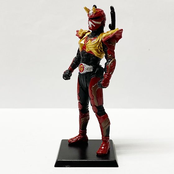 バンダイ　HG.CORE.仮面ライダー05　～仮面ライダーキバ誕生編～ 仮面ライダー装甲響鬼