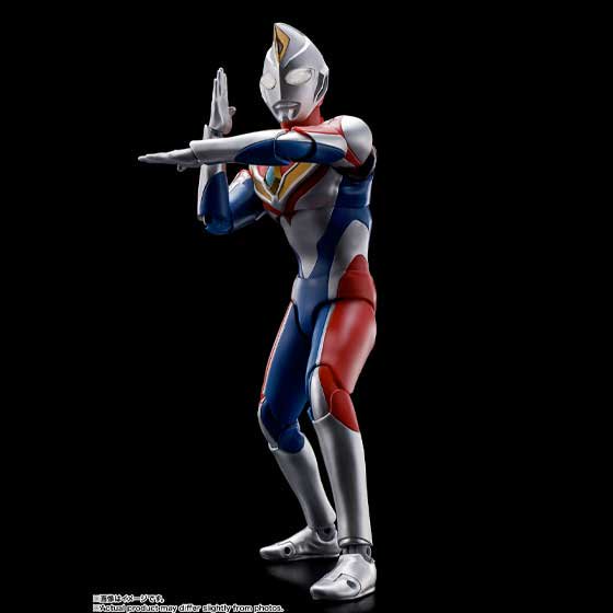 バンダイ S.H.Figuarts（真骨彫製法） ウルトラマンダイナ フラッシュタイプ