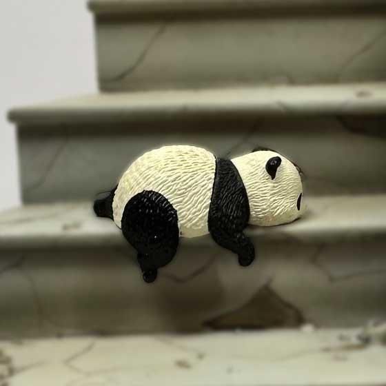 エール ふちやすみ パンダ うつぶせ